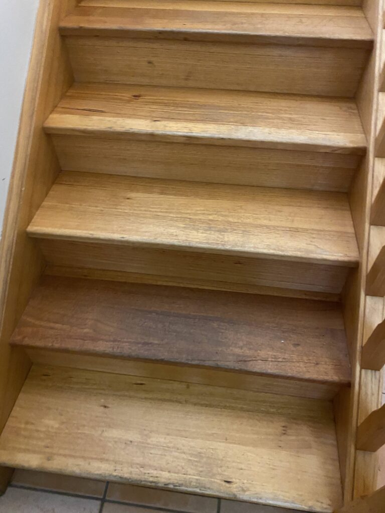 tassie oak stair sanding