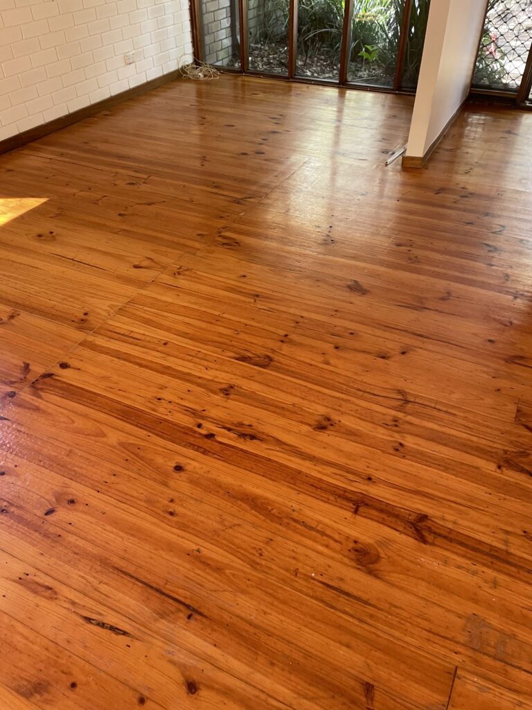 Timber floor sanding Wanniassa